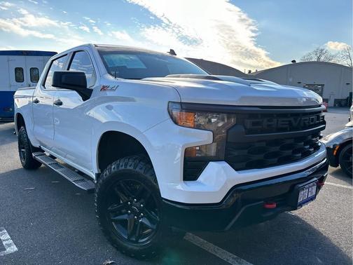 2022 Chevrolet Silverado 1500 Custom Trail Boss