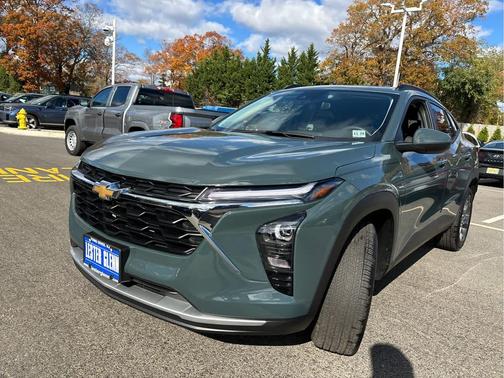 2025 Chevrolet Trax LT