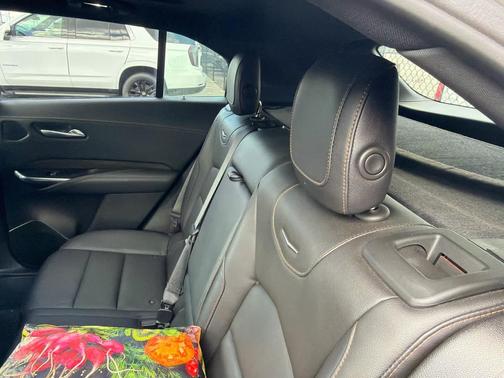Stellar Black Metallic 2021 Cadillac XT4 Sport