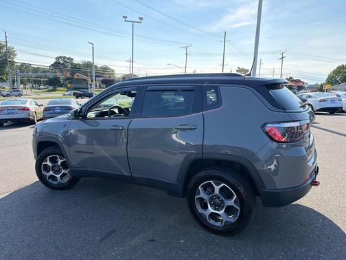 Sting-Gray Clearcoat 2022 Jeep Compass Trailhawk