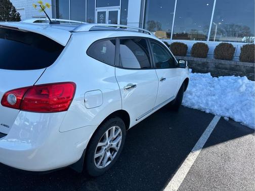 2013 Nissan Rogue SV w/SL Pkg