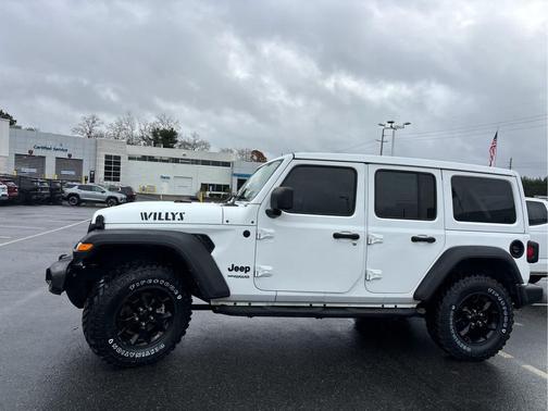 2022 Jeep Wrangler Willys