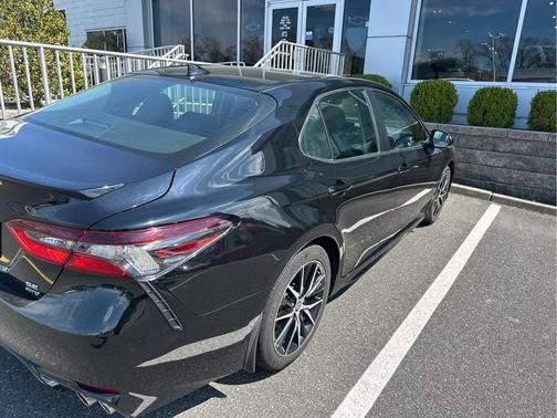 Midnight Black Metallic 2023 Toyota Camry SE