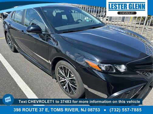 Midnight Black Metallic 2023 Toyota Camry SE