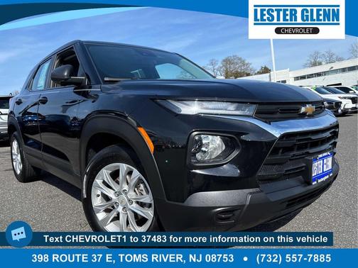 Mosaic Black Metallic 2023 Chevrolet Trailblazer LS