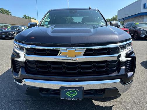 Dark Ash Metallic 2022 Chevrolet Silverado 1500 LT