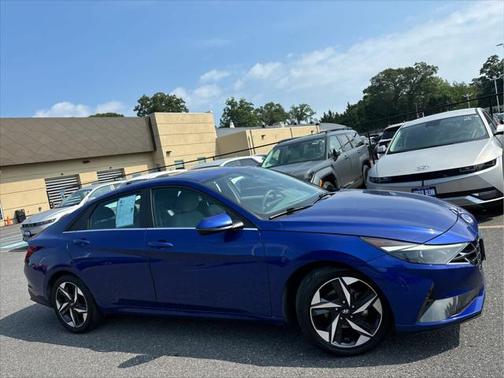 2021 Hyundai ELANTRA SEL