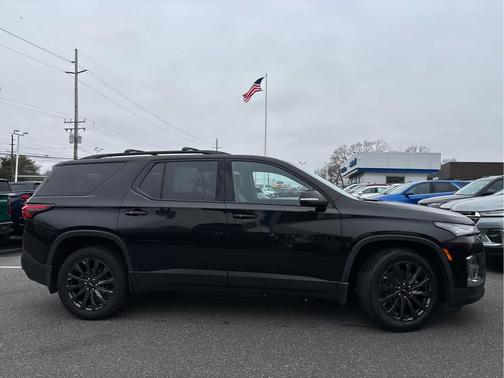 2022 Chevrolet Traverse RS