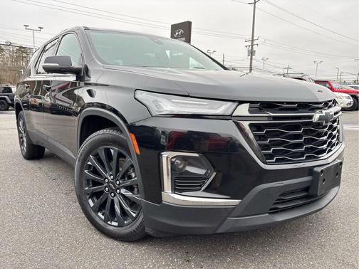 2022 Chevrolet Traverse RS
