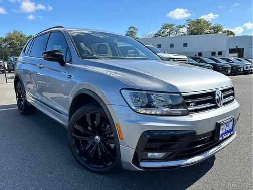 2021 Volkswagen Tiguan 2.0T SE R-Line Black