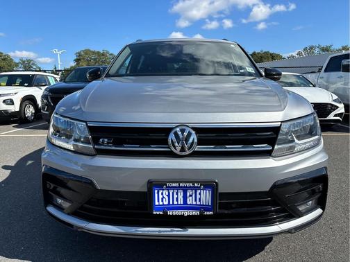 2021 Volkswagen Tiguan 2.0T SE R-Line Black