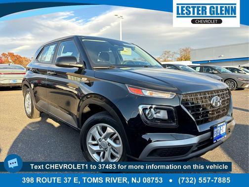 2023 Hyundai VENUE SE