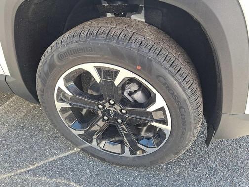 SUMMIT WHT 2026 Chevrolet Equinox 1LT