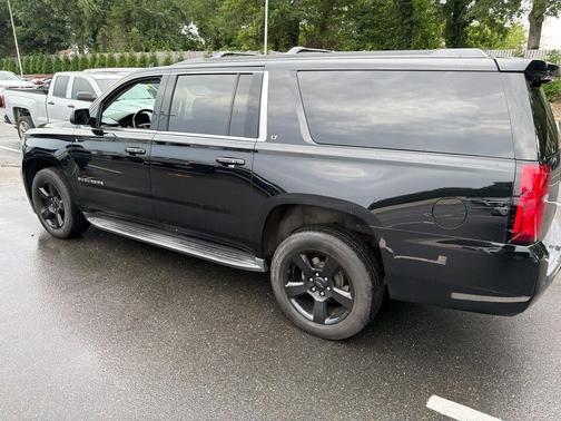 Black 2018 Chevrolet Suburban LT
