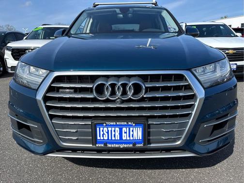 Galaxy Blue Metallic 2018 Audi Q7 3.0T Premium Plus