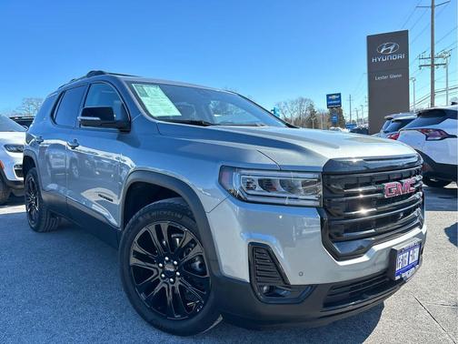 2023 GMC Acadia AWD SLT