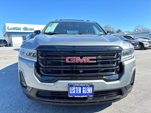 2023 GMC Acadia AWD SLT