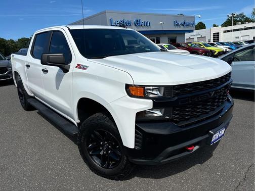 Summit White 2020 Chevrolet Silverado 1500 Custom Trail Boss