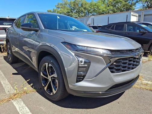 2025 Chevrolet Trax FWD 1RS