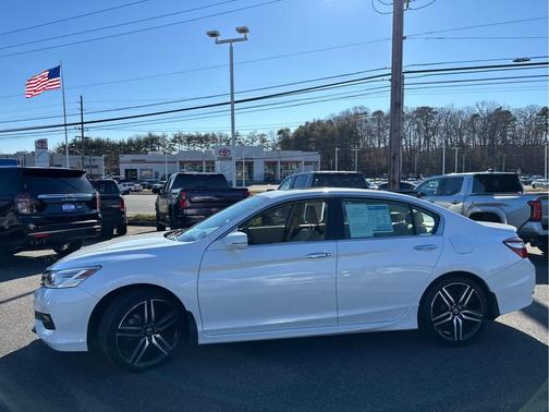 2017 Honda Accord Touring V6