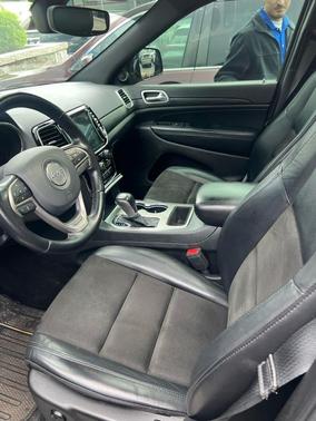 Sting-Gray Clearcoat 2020 Jeep Grand Cherokee Altitude
