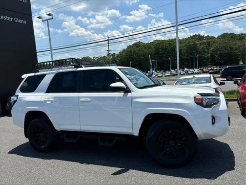 2022 Toyota 4Runner SR5
