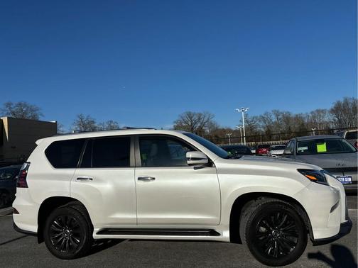 2023 Lexus GX 460 Premium