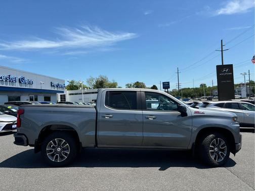 Satin Steel Metallic 2021 Chevrolet Silverado 1500 RST