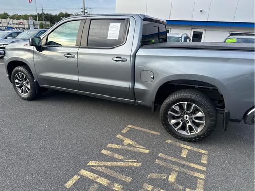 Satin Steel Metallic 2021 Chevrolet Silverado 1500 RST