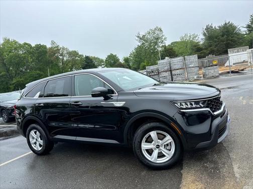 2023 Kia Sorento LX