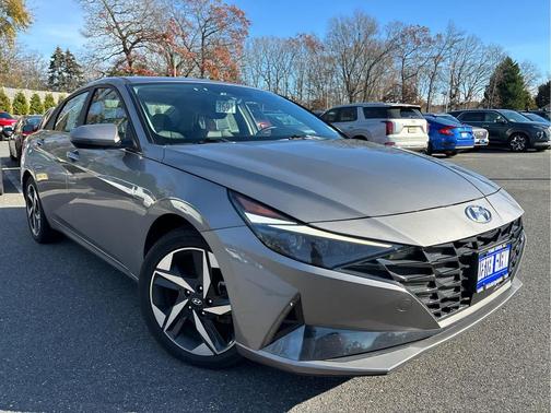 2023 Hyundai ELANTRA HEV Limited