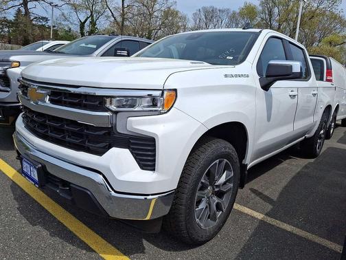 Summit White 2026 Chevrolet Silverado 1500 LT