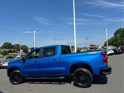 Glacier Blue Metallic 2023 Chevrolet Silverado 1500 Custom Trail Boss