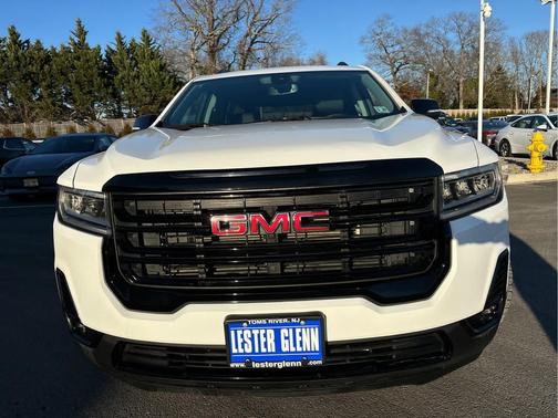 2023 GMC Acadia AWD SLT