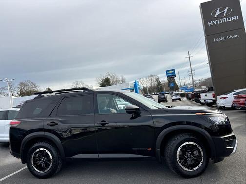 2024 Nissan Pathfinder Rock Creek 4WD