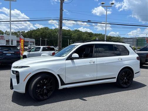 2023 BMW X7 xDrive40i