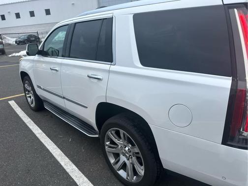 2017 Cadillac Escalade Luxury