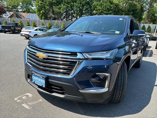 2022 Chevrolet Traverse LT Cloth