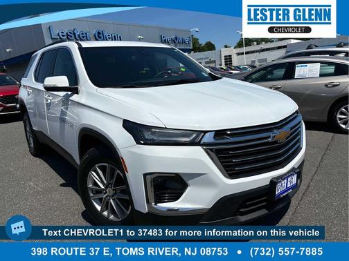 Summit White 2023 Chevrolet Traverse LT Cloth