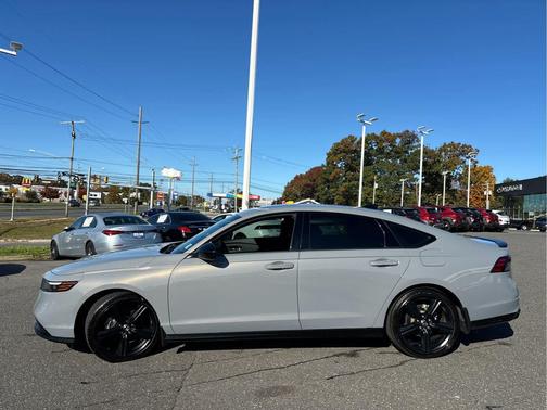 Urban Gray Pearl 2024 Honda Accord Hybrid Sport-L