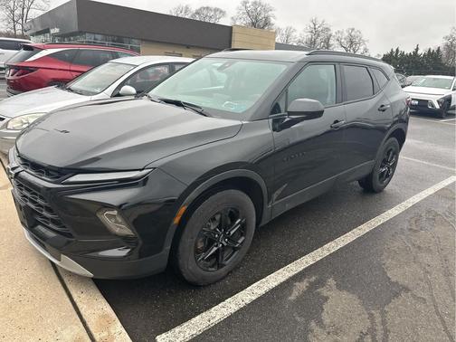 Black 2023 Chevrolet Blazer 2LT