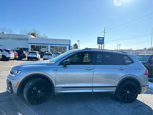 2021 Volkswagen Tiguan 2.0T SE R-Line Black 4MOTION