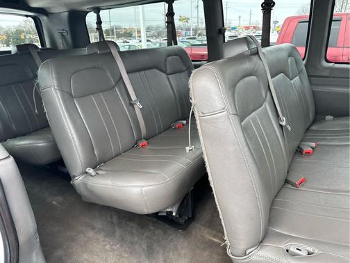2019 Chevrolet Express 3500 LT