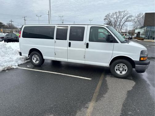 2019 Chevrolet Express 3500 LT