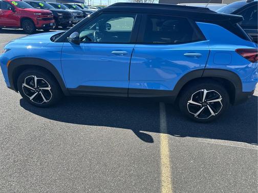 Fountain Blue 2023 Chevrolet Trailblazer RS