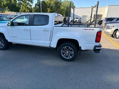 Summit White 2022 Chevrolet Colorado WT
