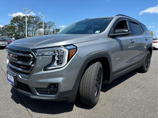 Sterling Metallic 2023 GMC Terrain AWD AT4