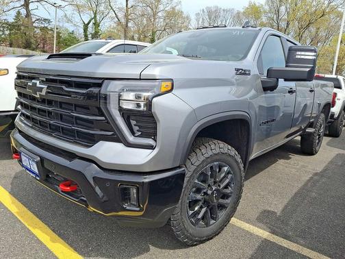 STERLING GRY ME 2026 Chevrolet Silverado 2500 LT