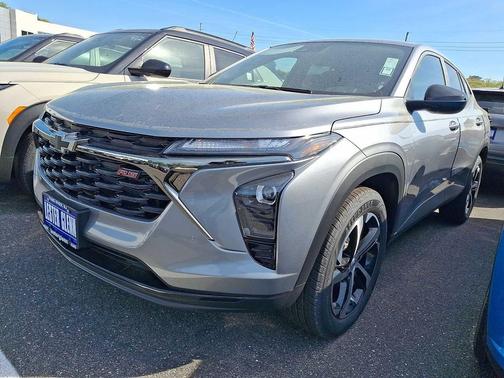 STERLING GRY ME 2026 Chevrolet Trax FWD 1RS