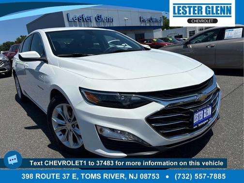 Summit White 2022 Chevrolet Malibu FWD LT
